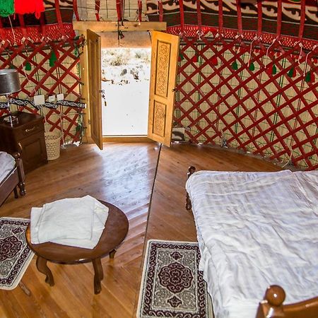 Ethno Complex Oimo Tash Otel Kaji-Say Dış mekan fotoğraf