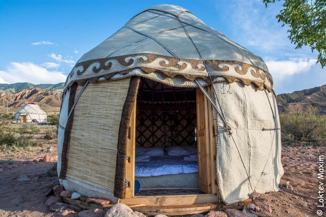 Ethno Complex Oimo Tash Otel Kaji-Say Dış mekan fotoğraf